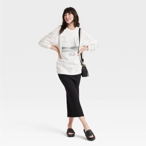 Women's Paris Mon Ami Graphic Sweatshirt
- White new